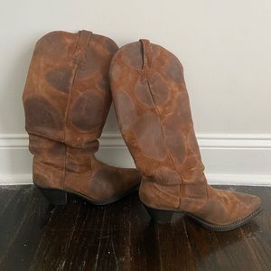 Dingo Boots